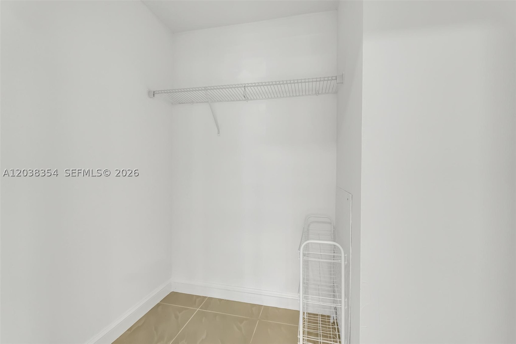 BISCAYNE BEACH CLUB CONDO - Residential
