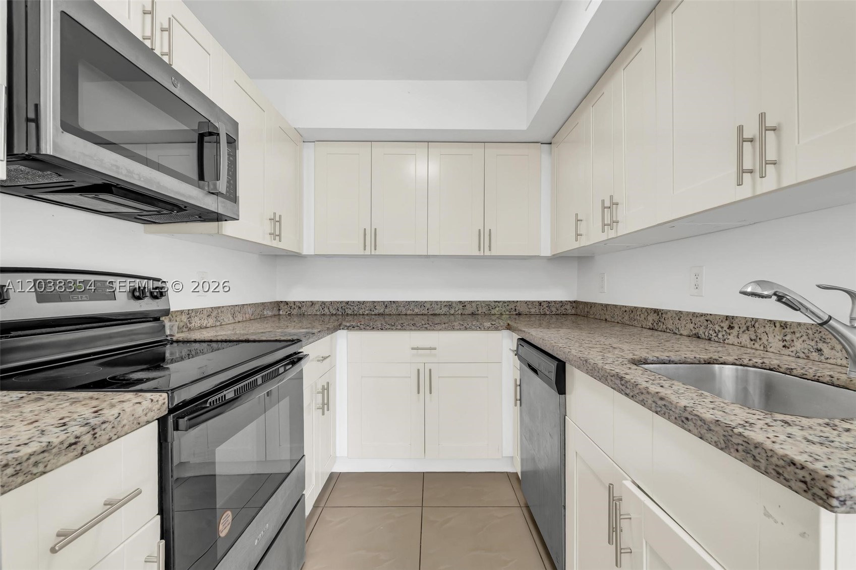 BISCAYNE BEACH CLUB CONDO - Residential