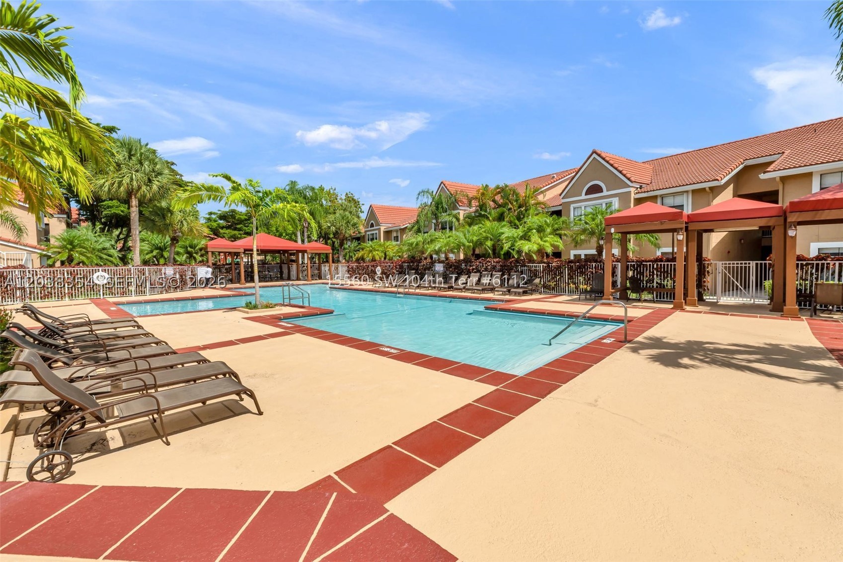 BISCAYNE BEACH CLUB CONDO - Residential