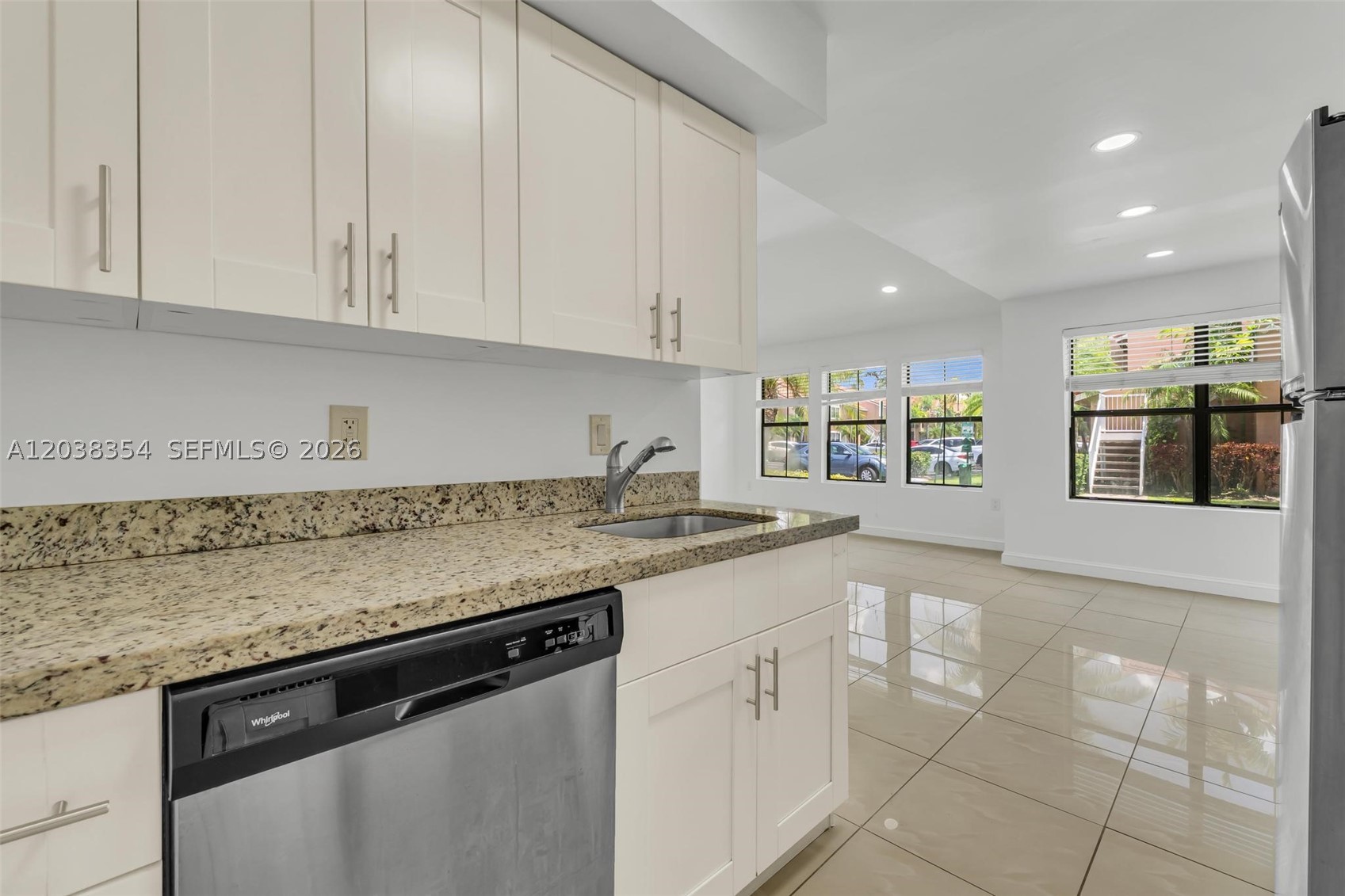 BISCAYNE BEACH CLUB CONDO - Residential