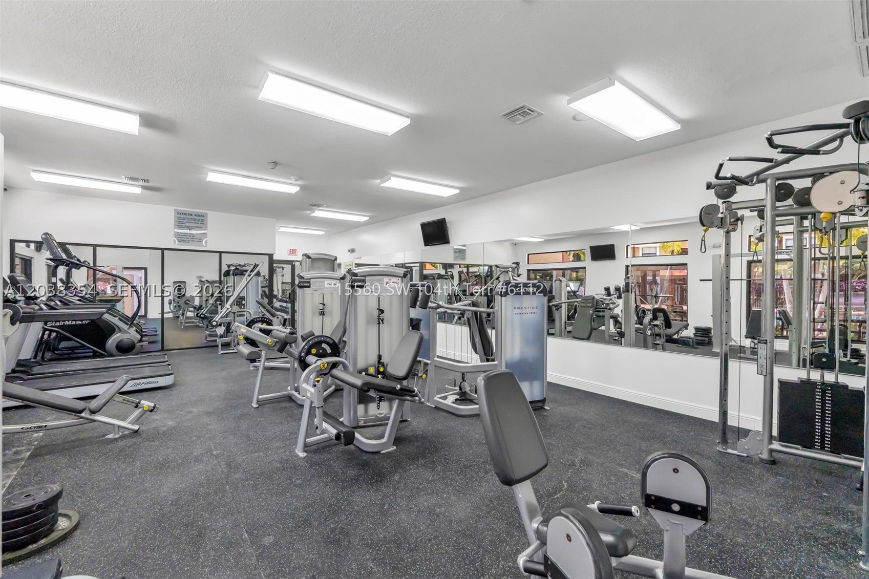 BISCAYNE BEACH CLUB CONDO - Residential