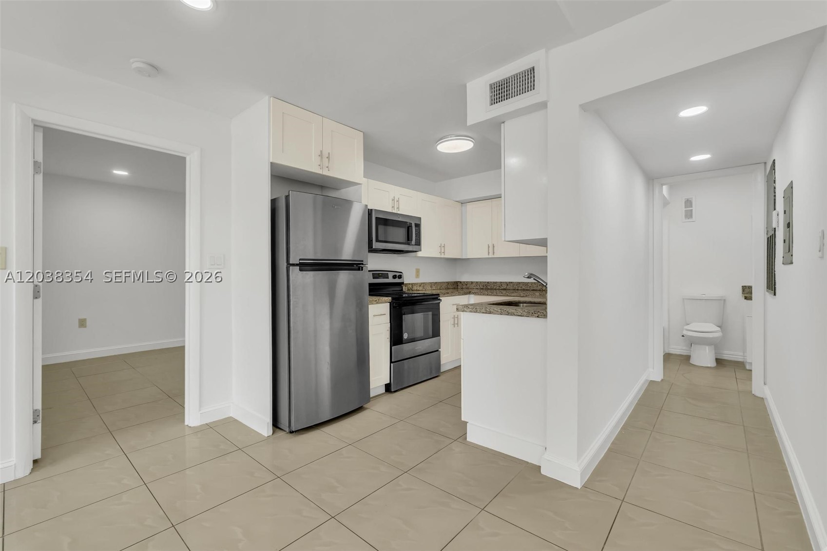 BISCAYNE BEACH CLUB CONDO - Residential