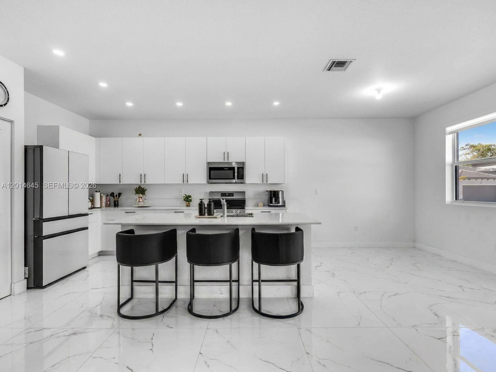 Galiano - Residential