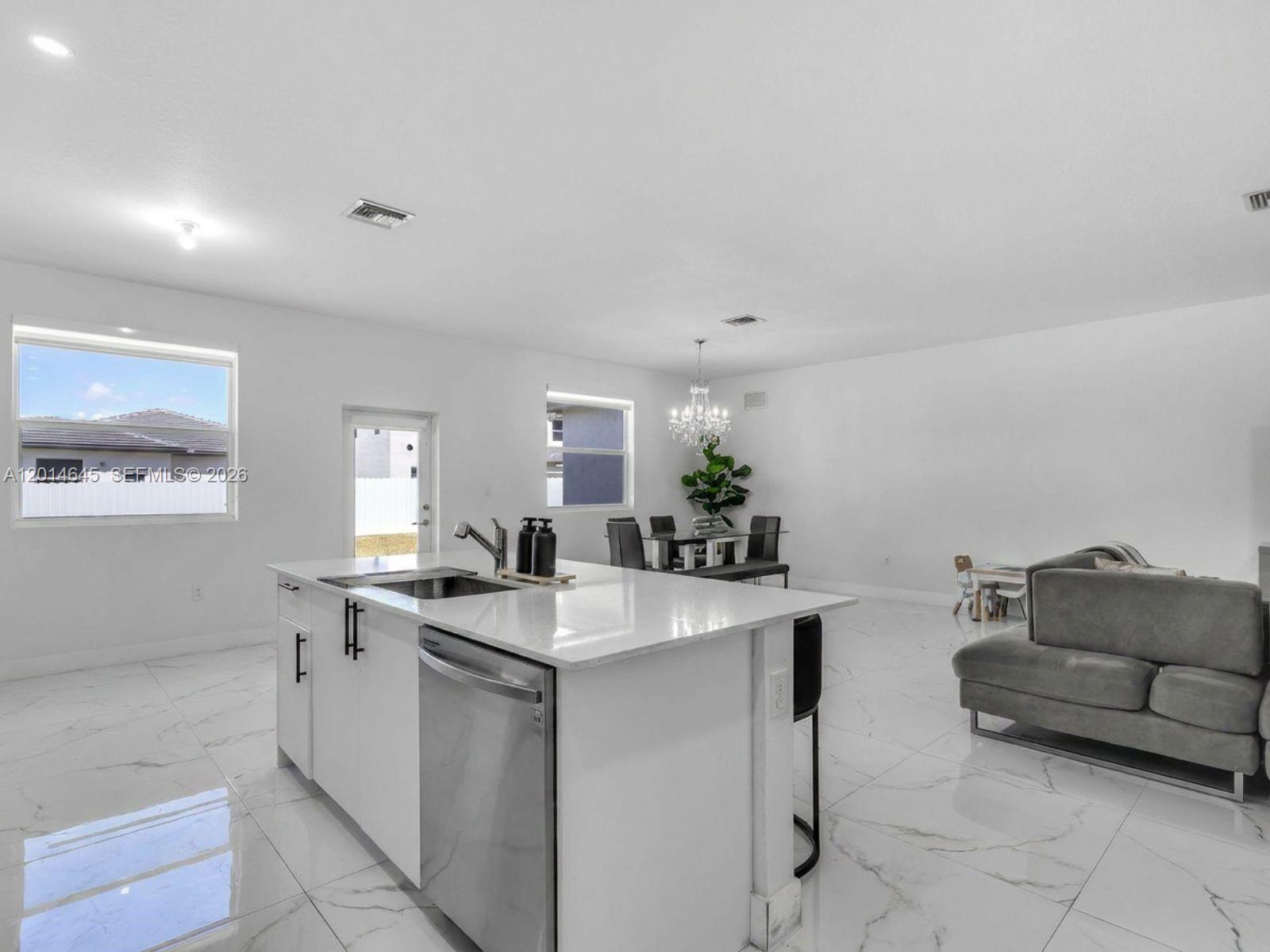 Galiano - Residential