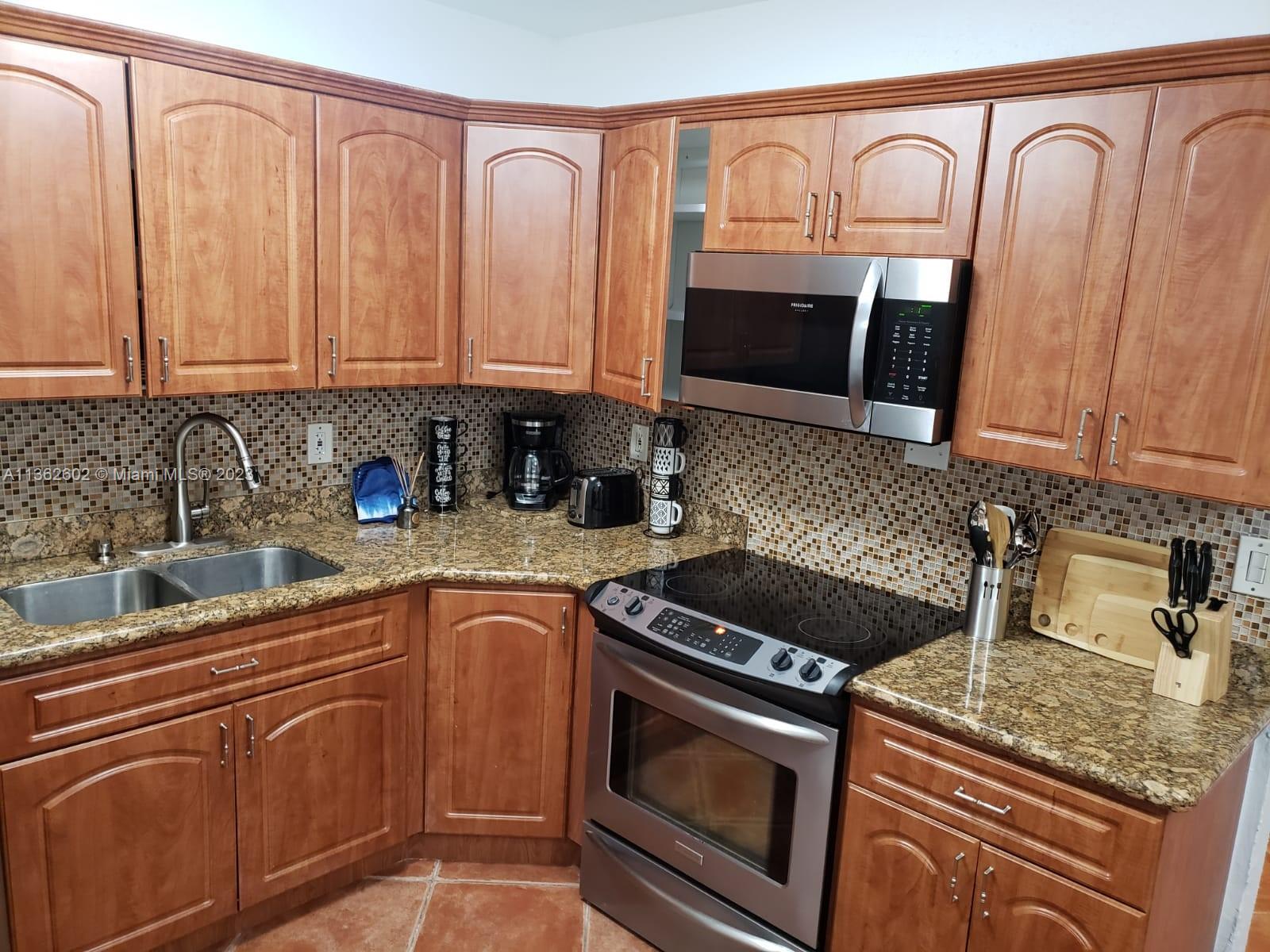 FAIRLAWN - Residential Lease