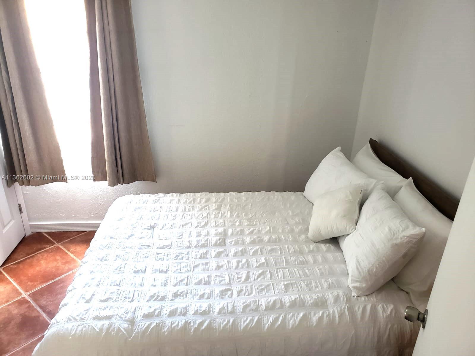 FAIRLAWN - Residential Lease