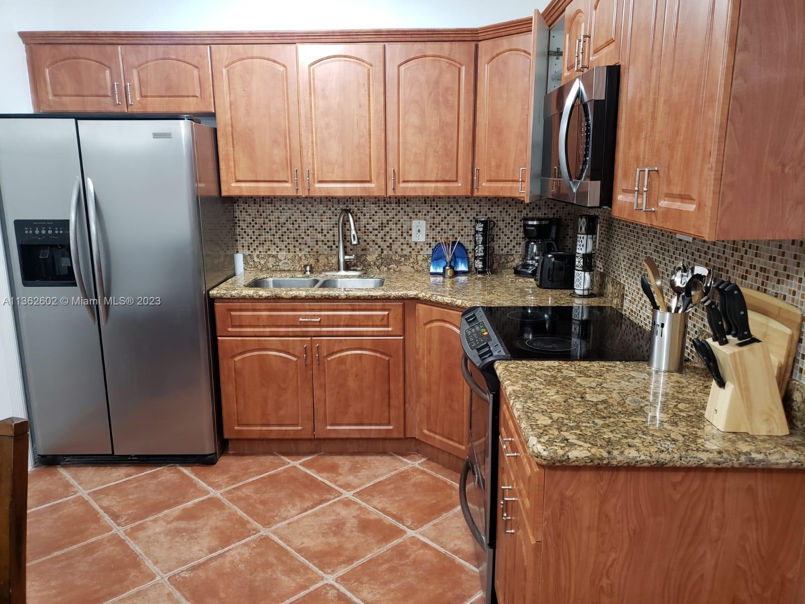 FAIRLAWN - Residential Lease