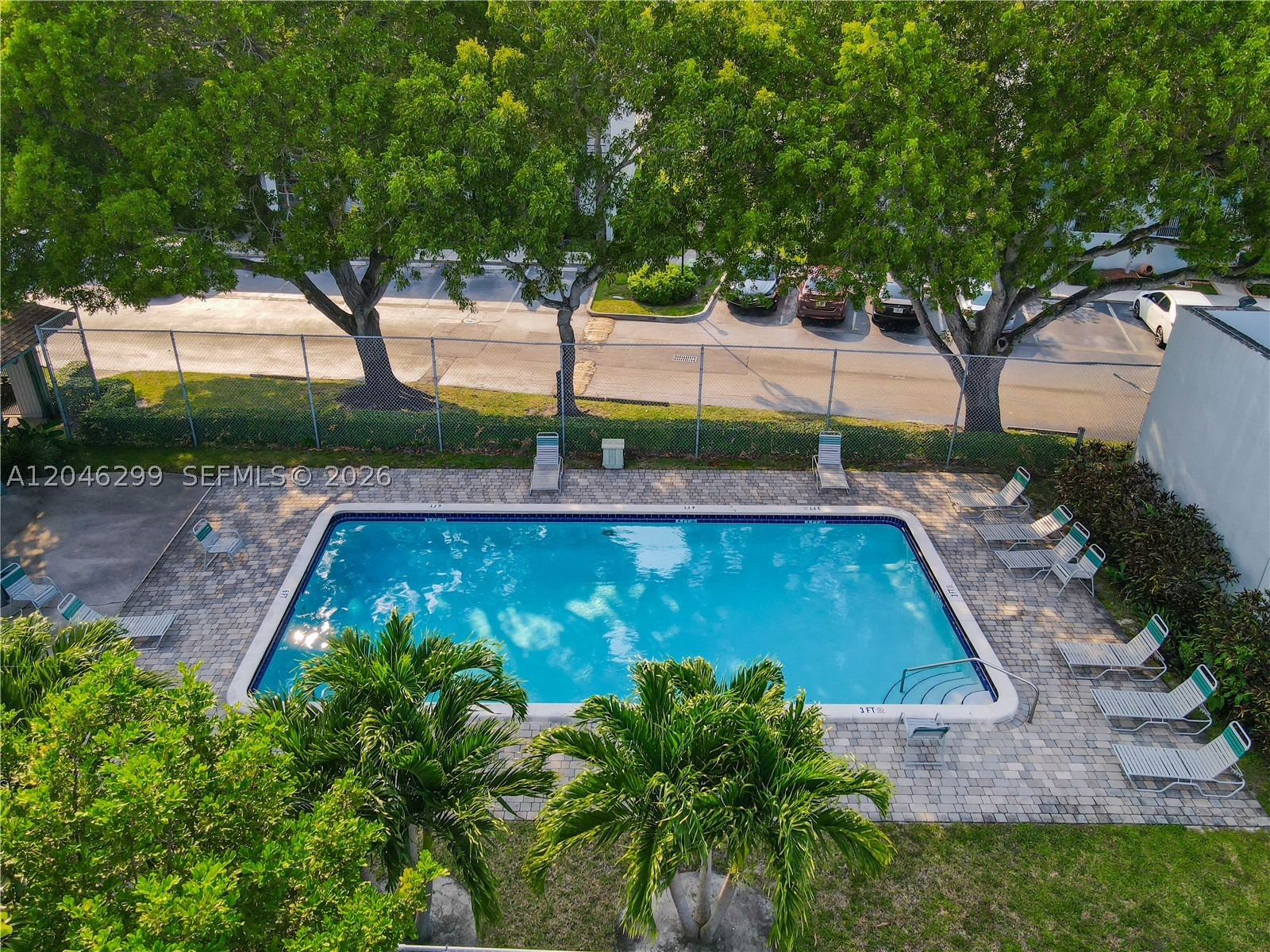 WESTVIEW CONDOMINIUM NO N - Residential