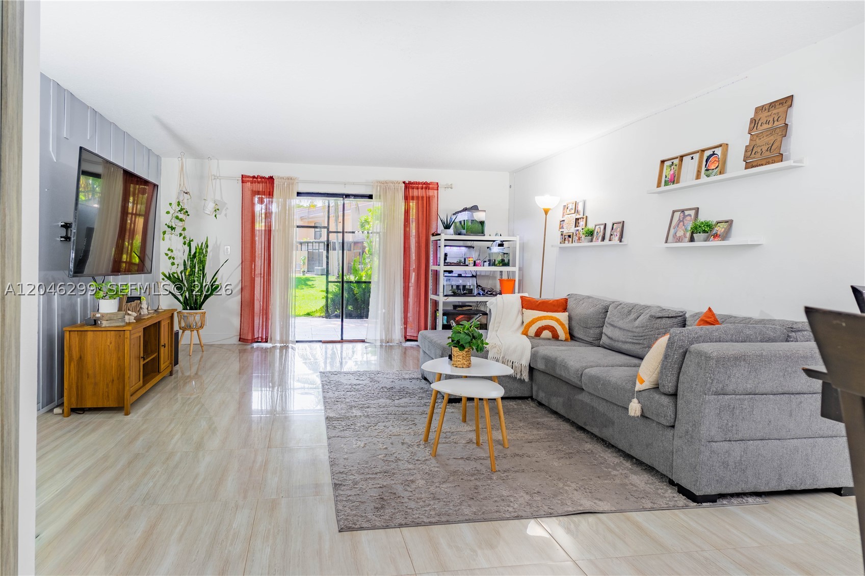 WESTVIEW CONDOMINIUM NO N - Residential