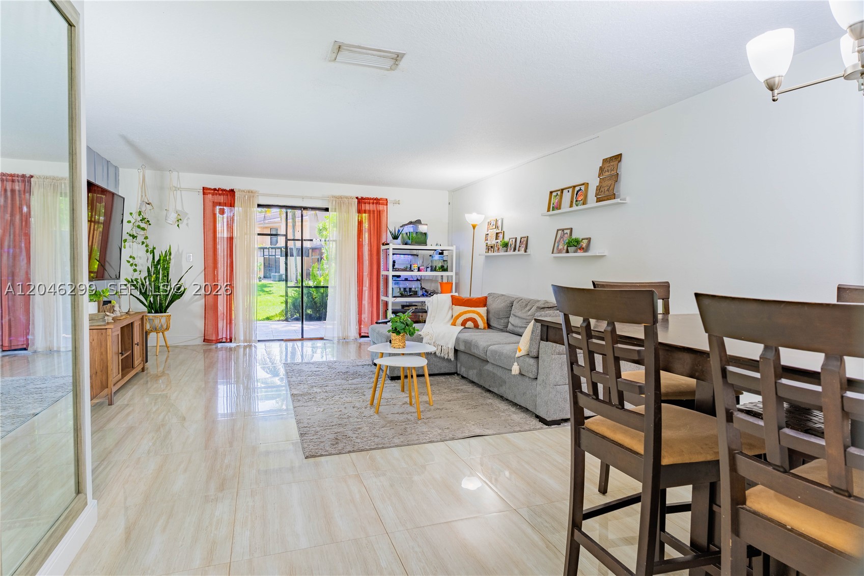 WESTVIEW CONDOMINIUM NO N - Residential
