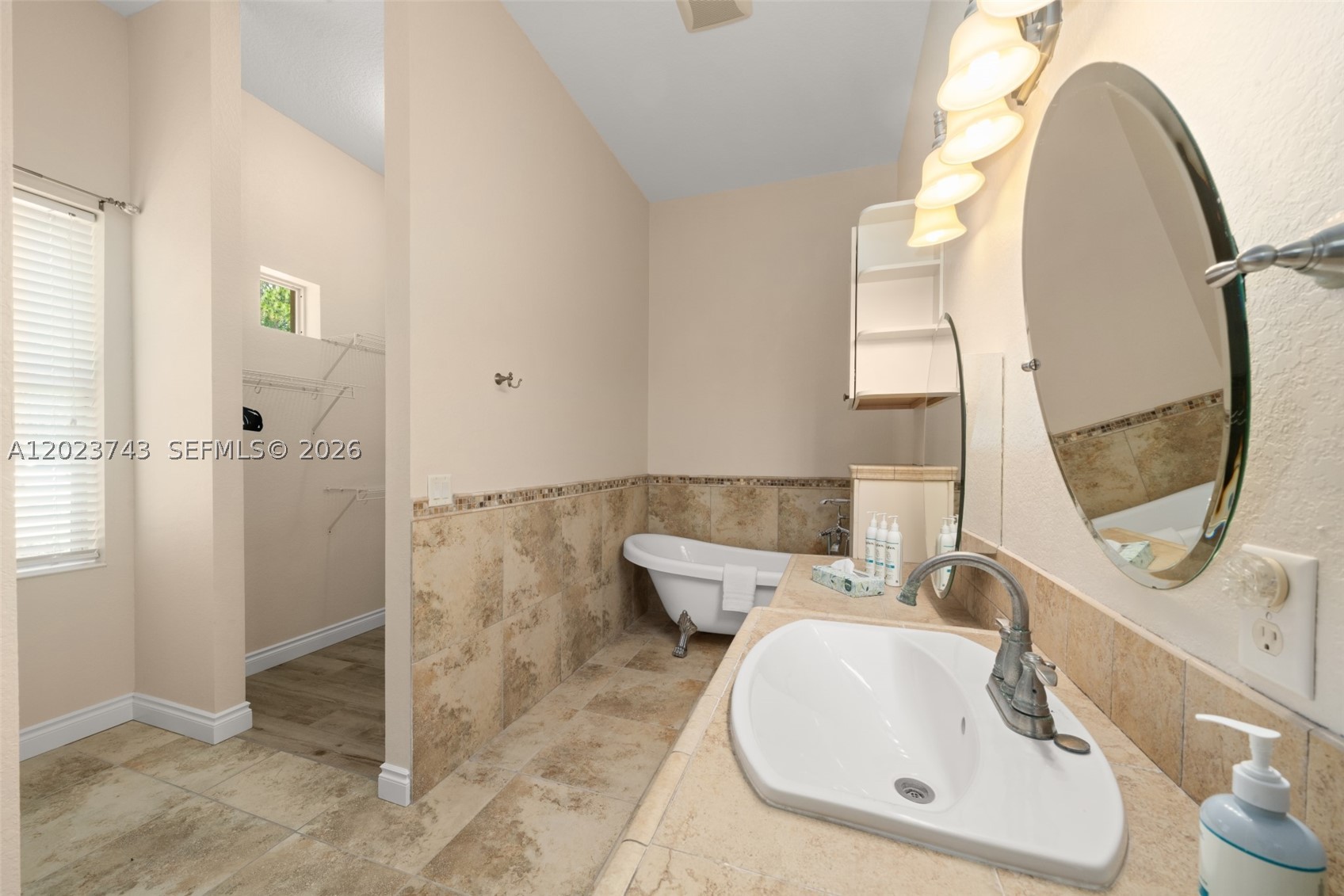 ORANGE BLOSSOM - Residential