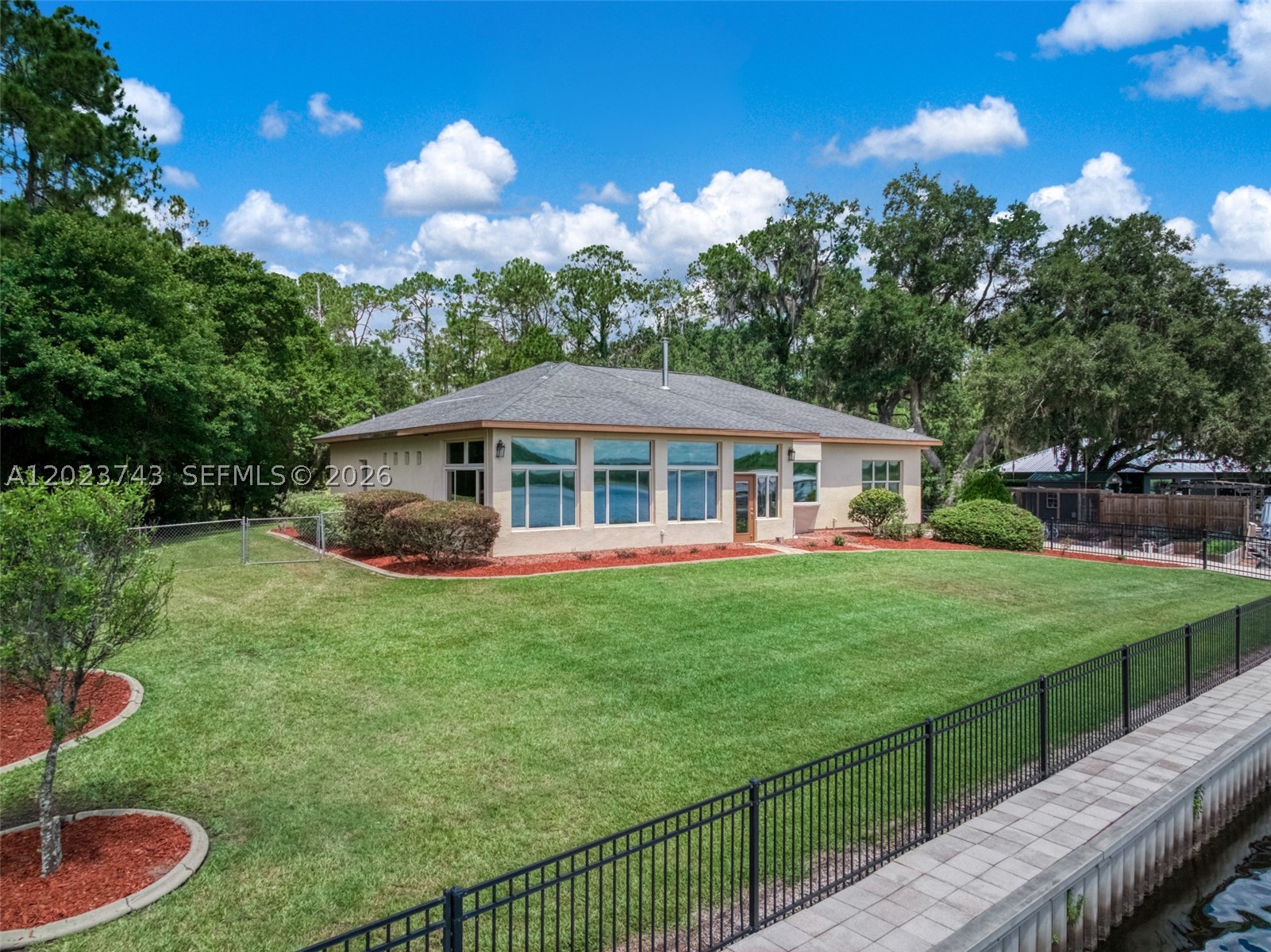 ORANGE BLOSSOM - Residential