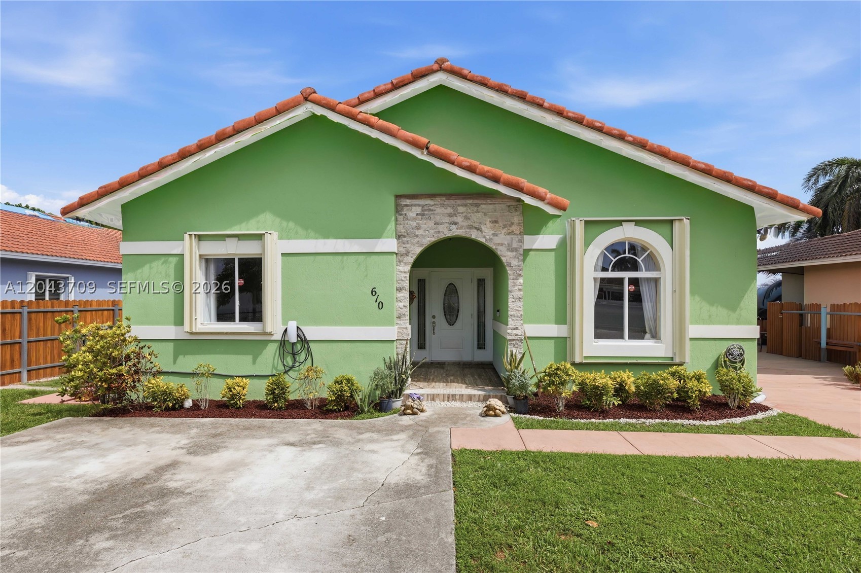 TENNESSEE ESTATES - Residential