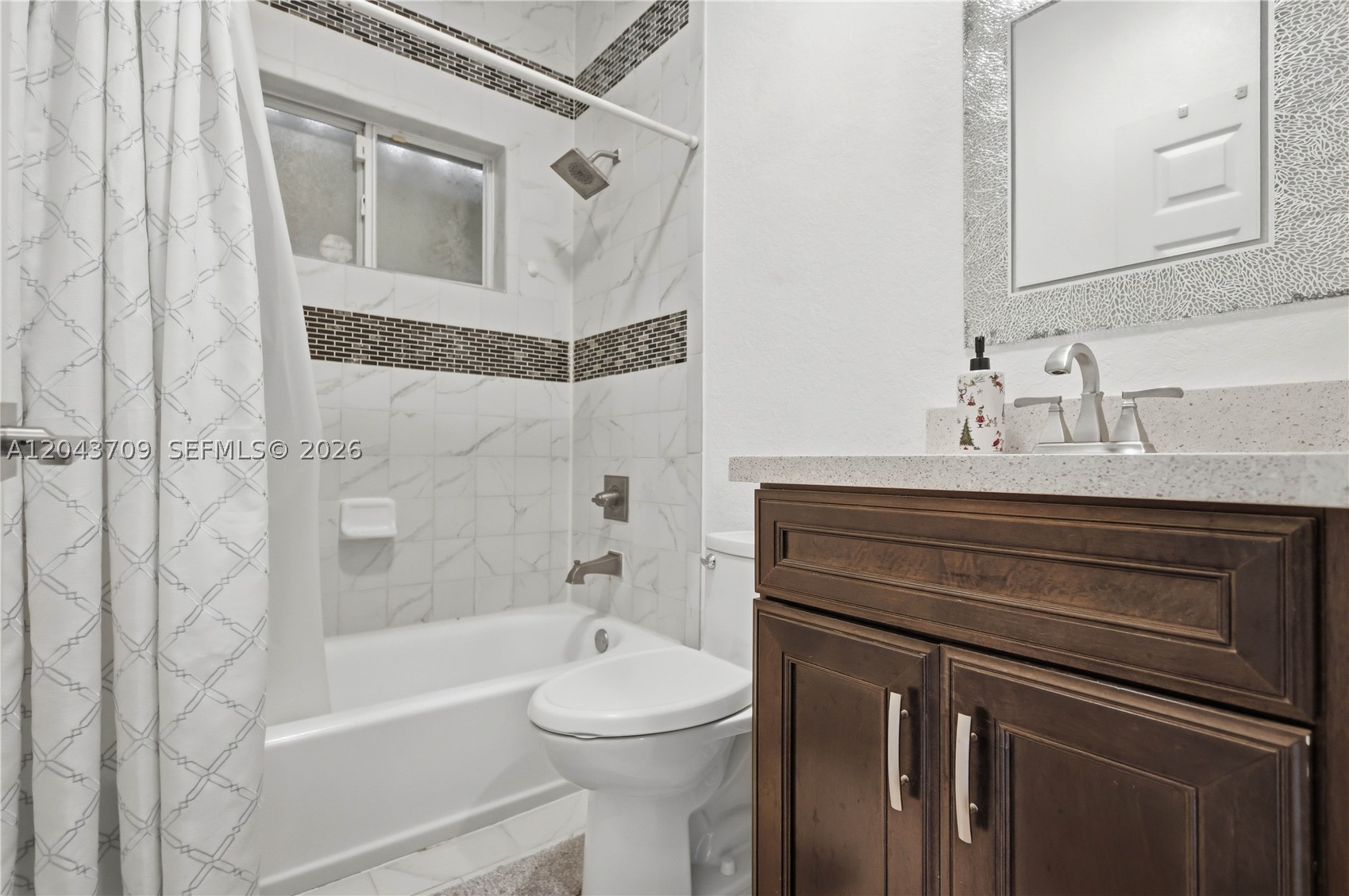 TENNESSEE ESTATES - Residential