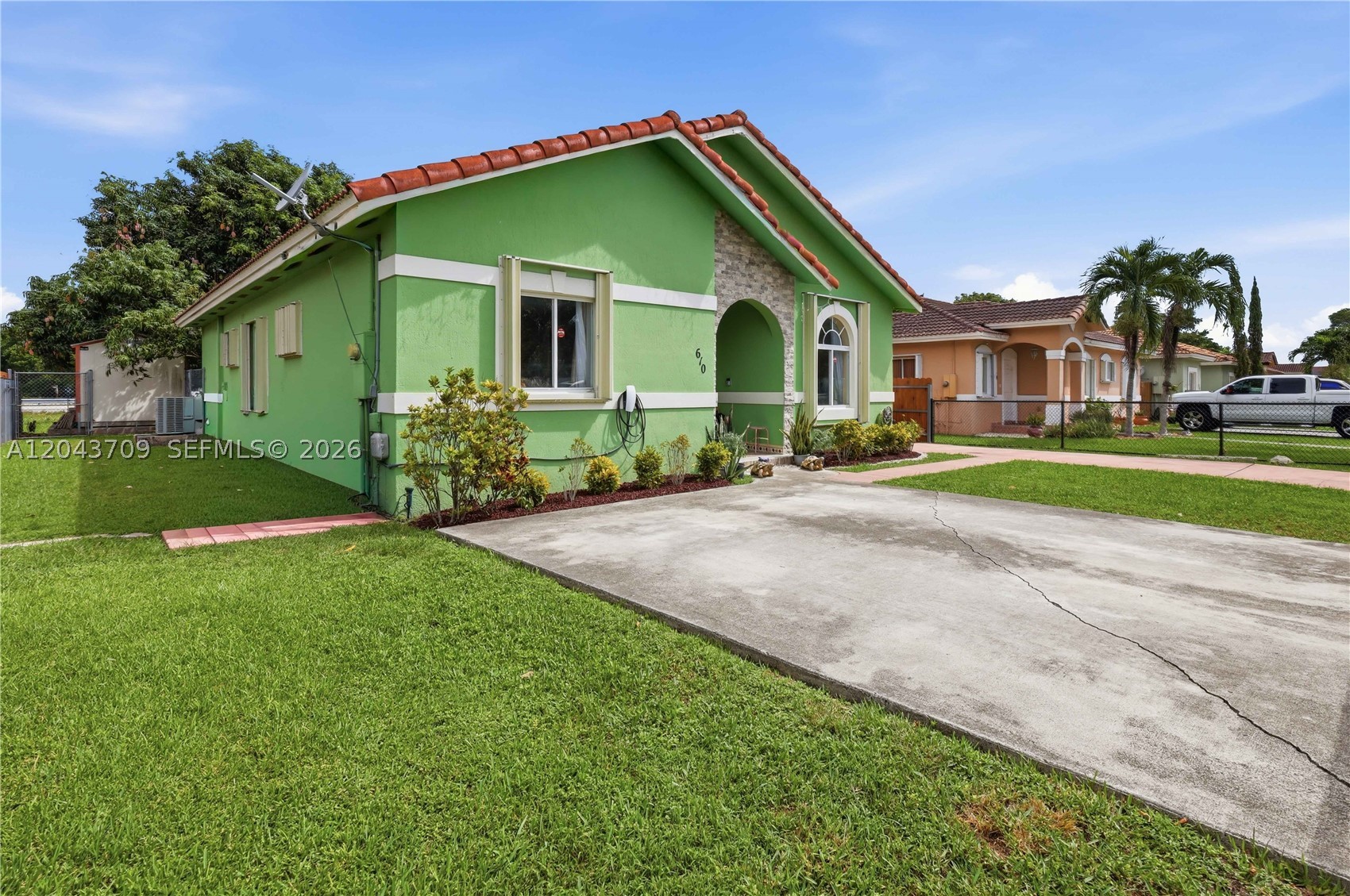 TENNESSEE ESTATES - Residential