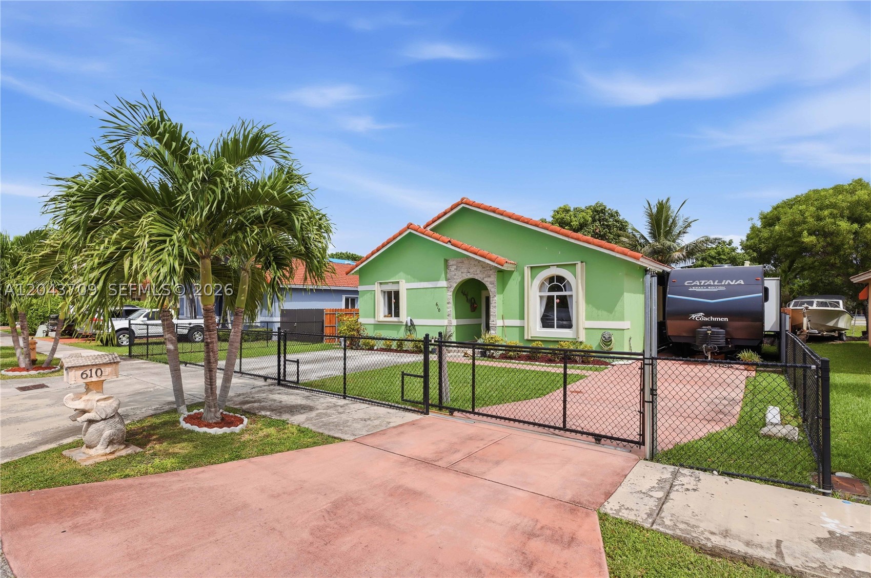 TENNESSEE ESTATES - Residential