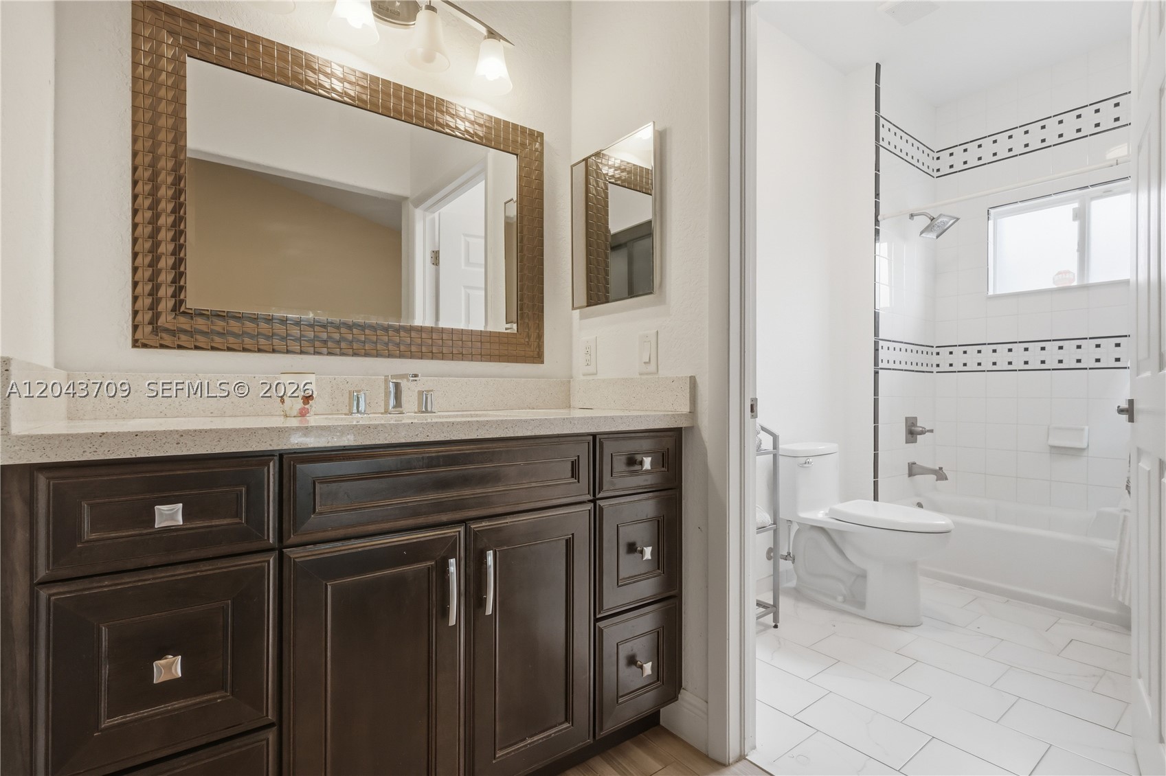 TENNESSEE ESTATES - Residential