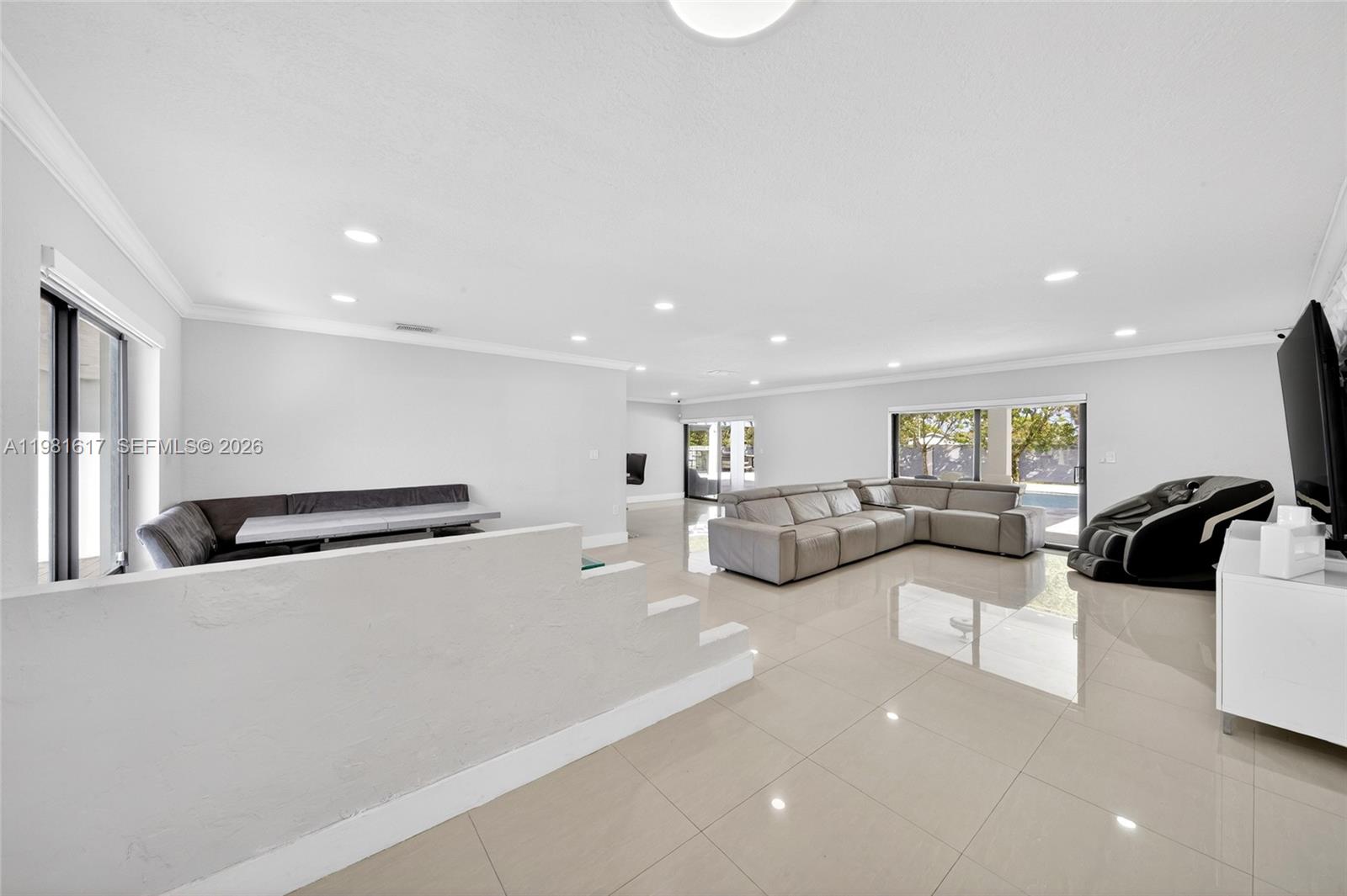 PINE MEADOWS ESTATES - Residential