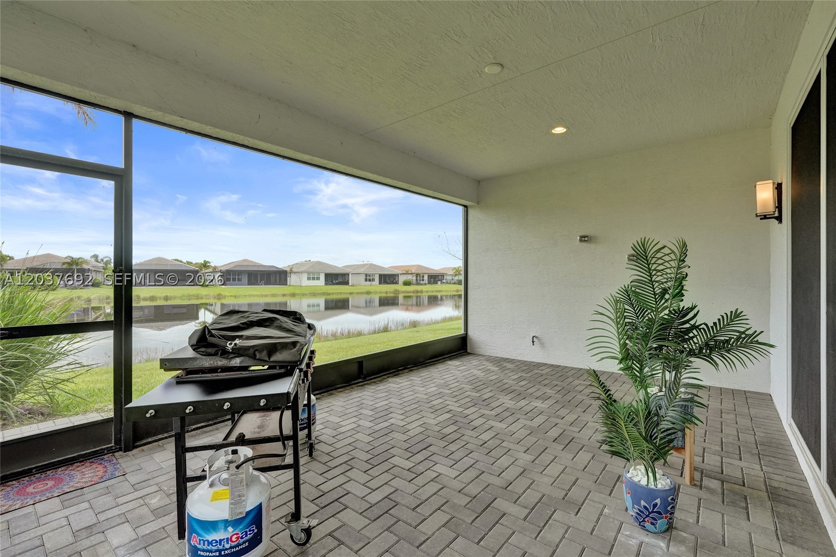 METES AND BOUNDS - Residential Lease
