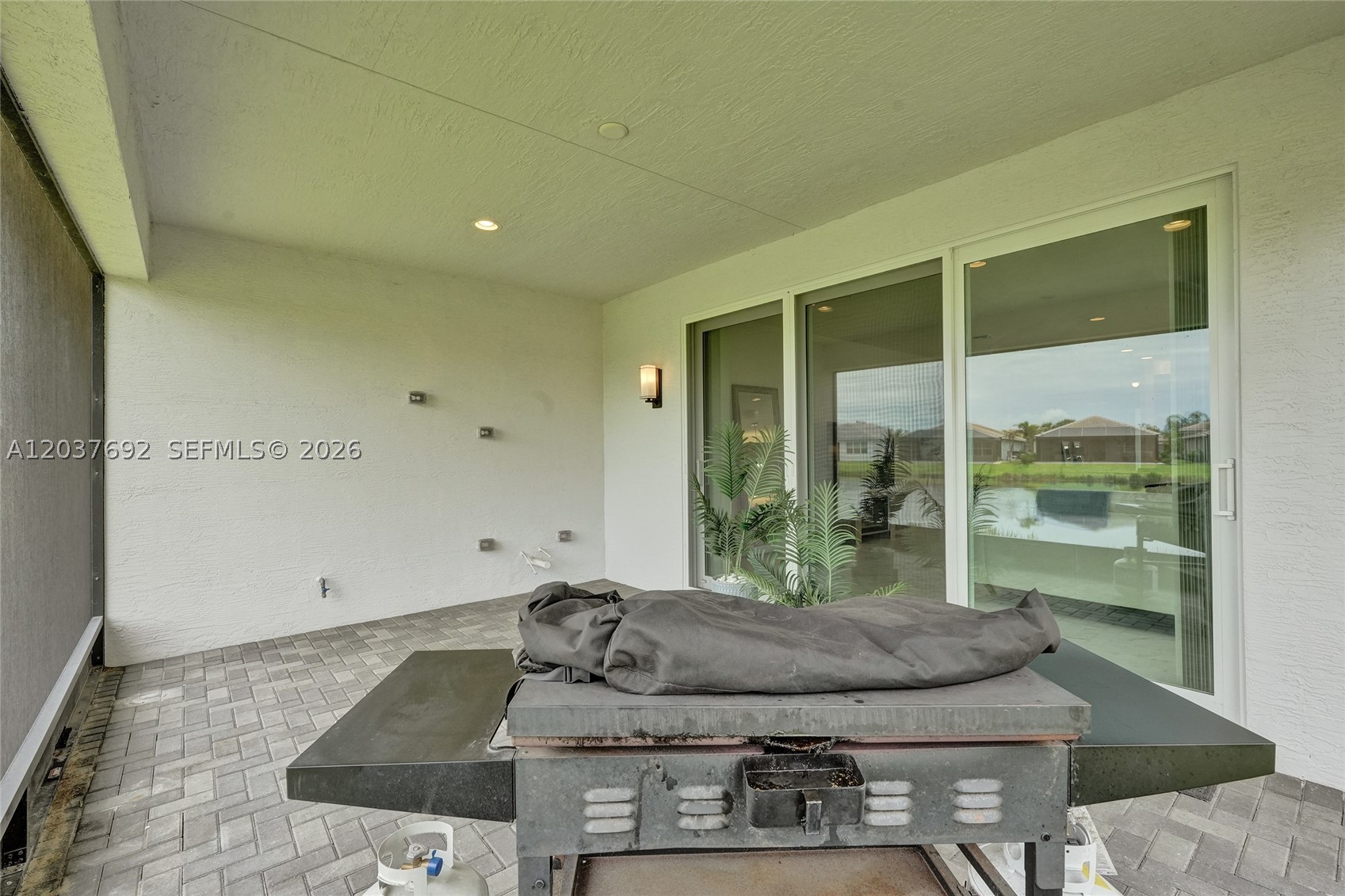 METES AND BOUNDS - Residential Lease