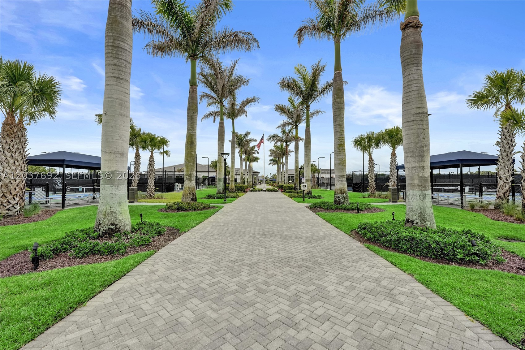 METES AND BOUNDS - Residential Lease