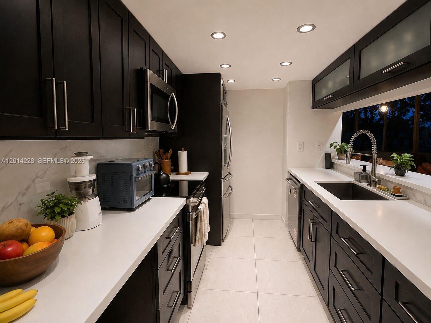 SPINNAKER BAY CONDO - Residential