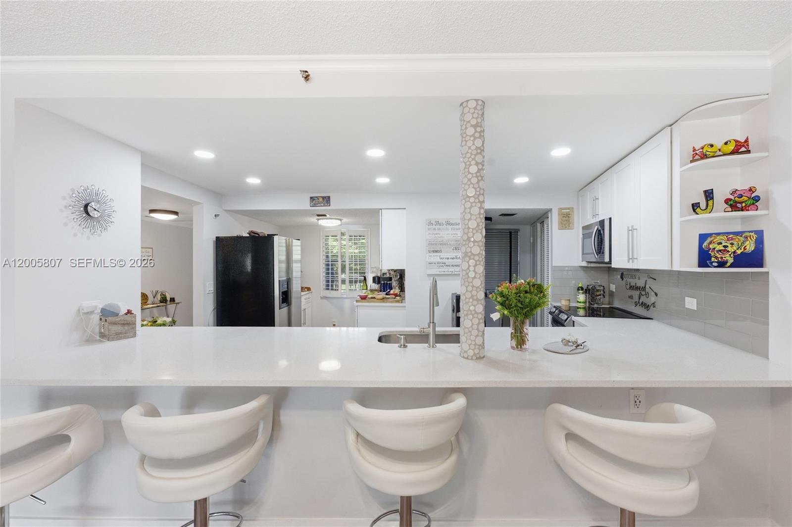 NO 105 PALM-AIRE COUNTRY - Residential