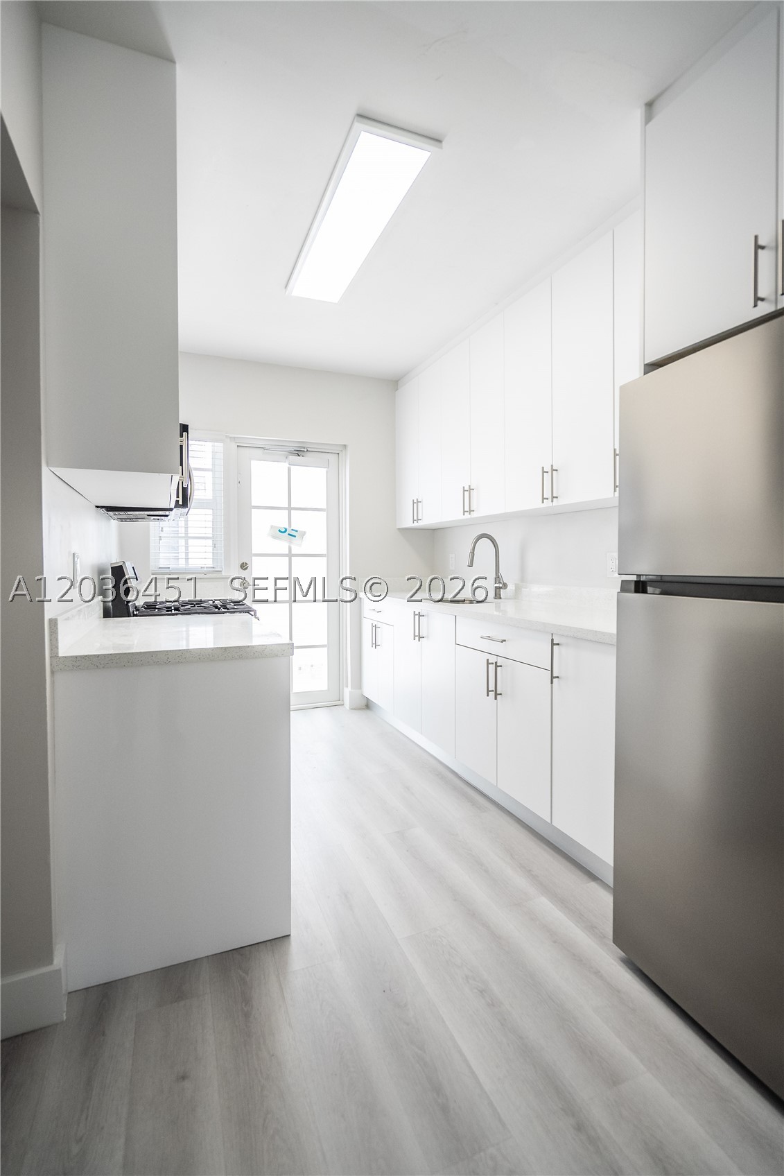 FLAMINGO TERR ADDN - Residential Lease