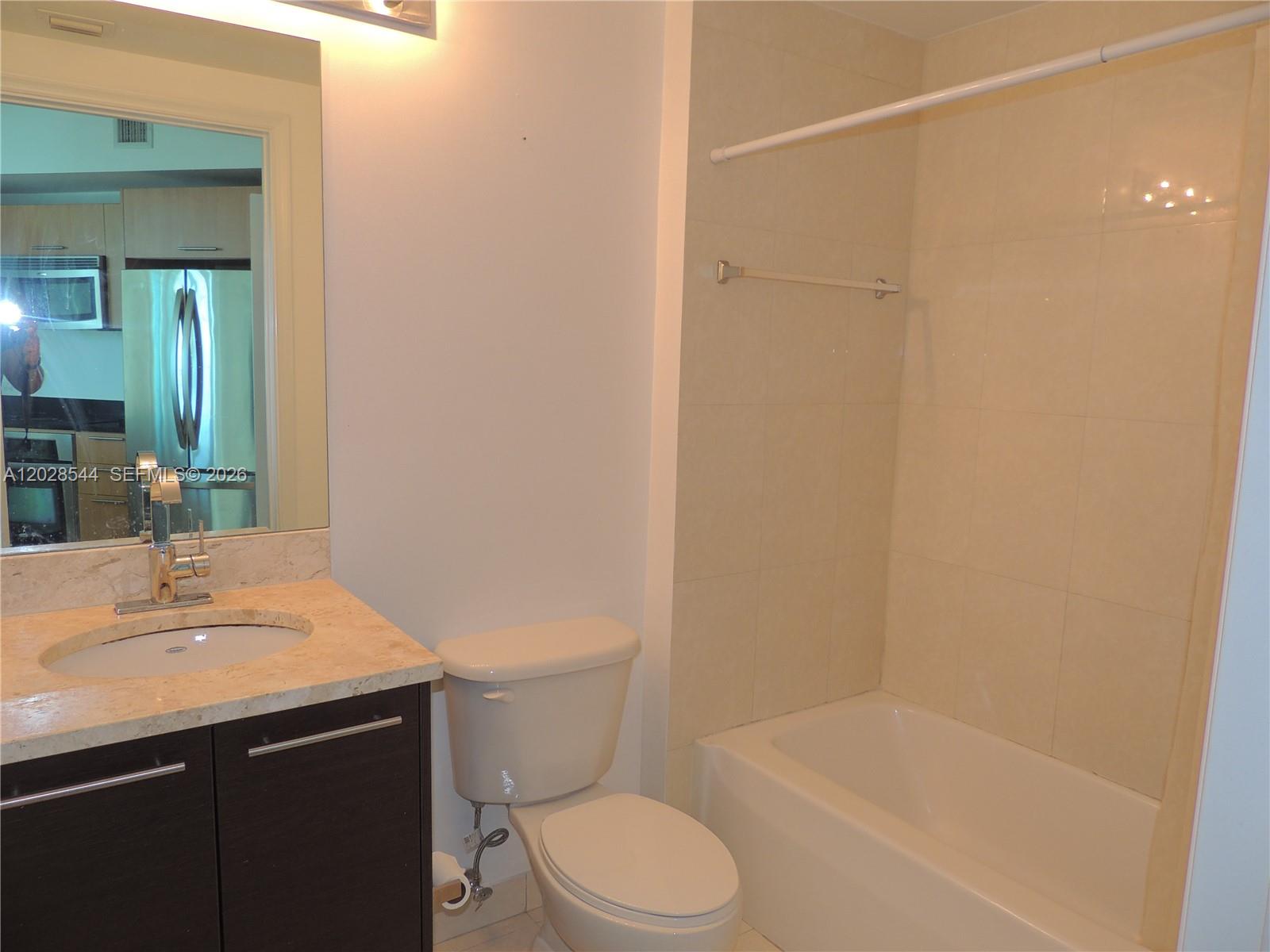 PLATINUM CONDO - Residential Lease