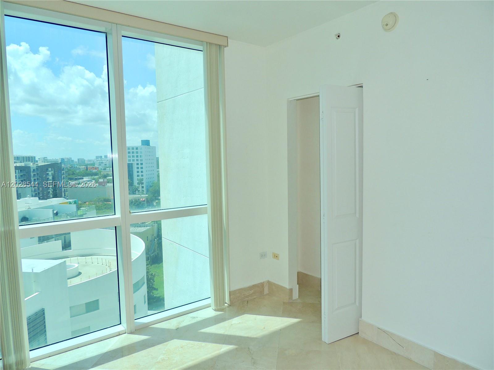 PLATINUM CONDO - Residential Lease