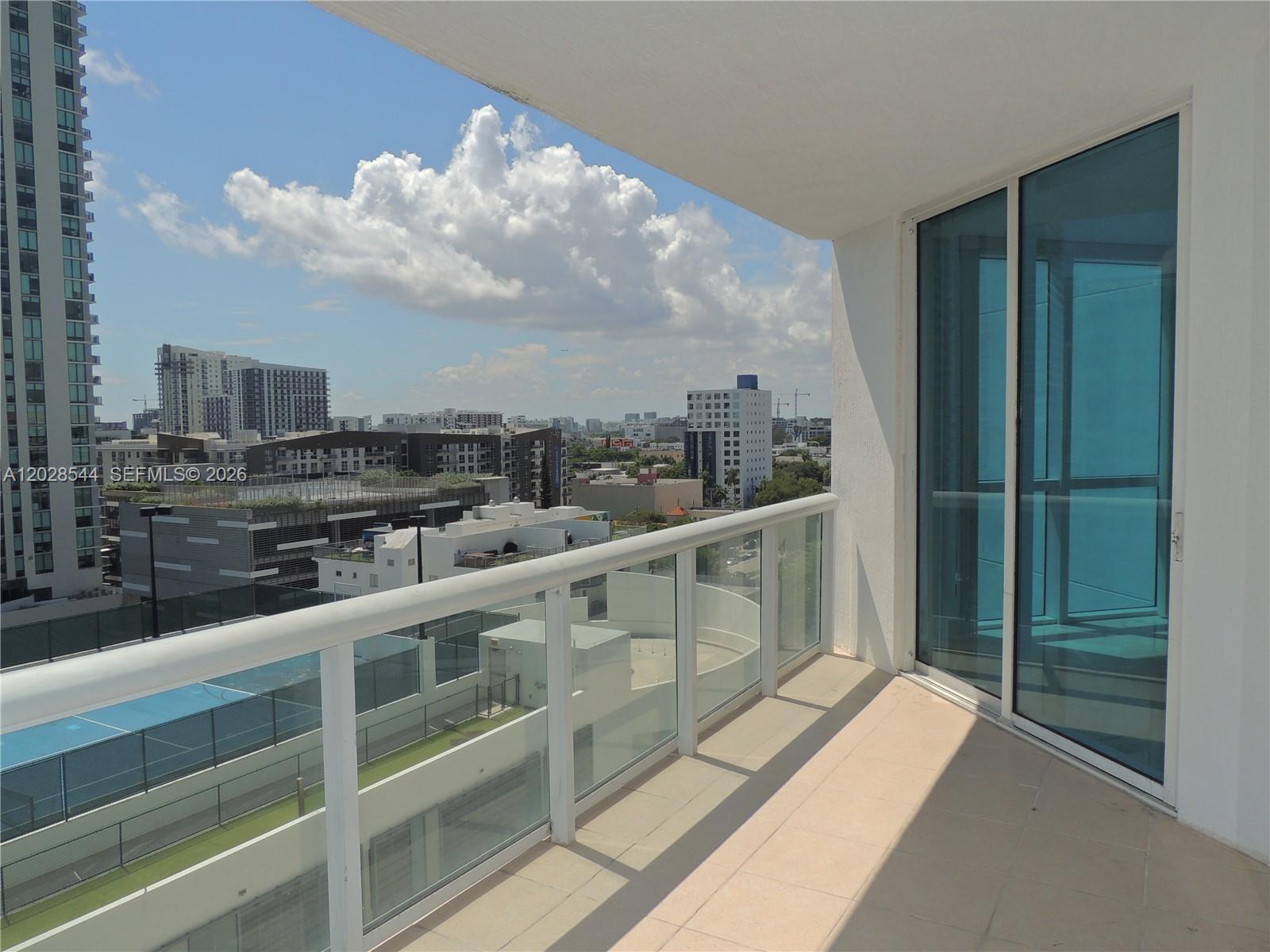 PLATINUM CONDO - Residential Lease