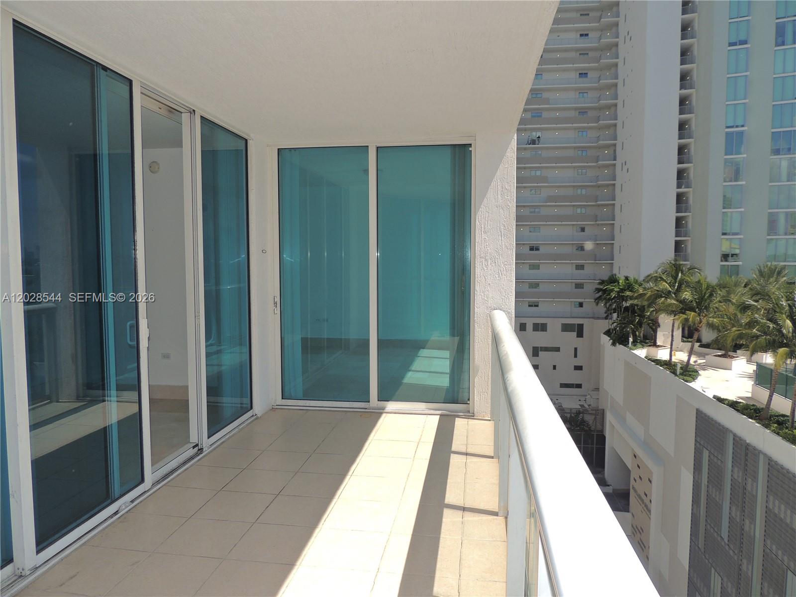 PLATINUM CONDO - Residential Lease