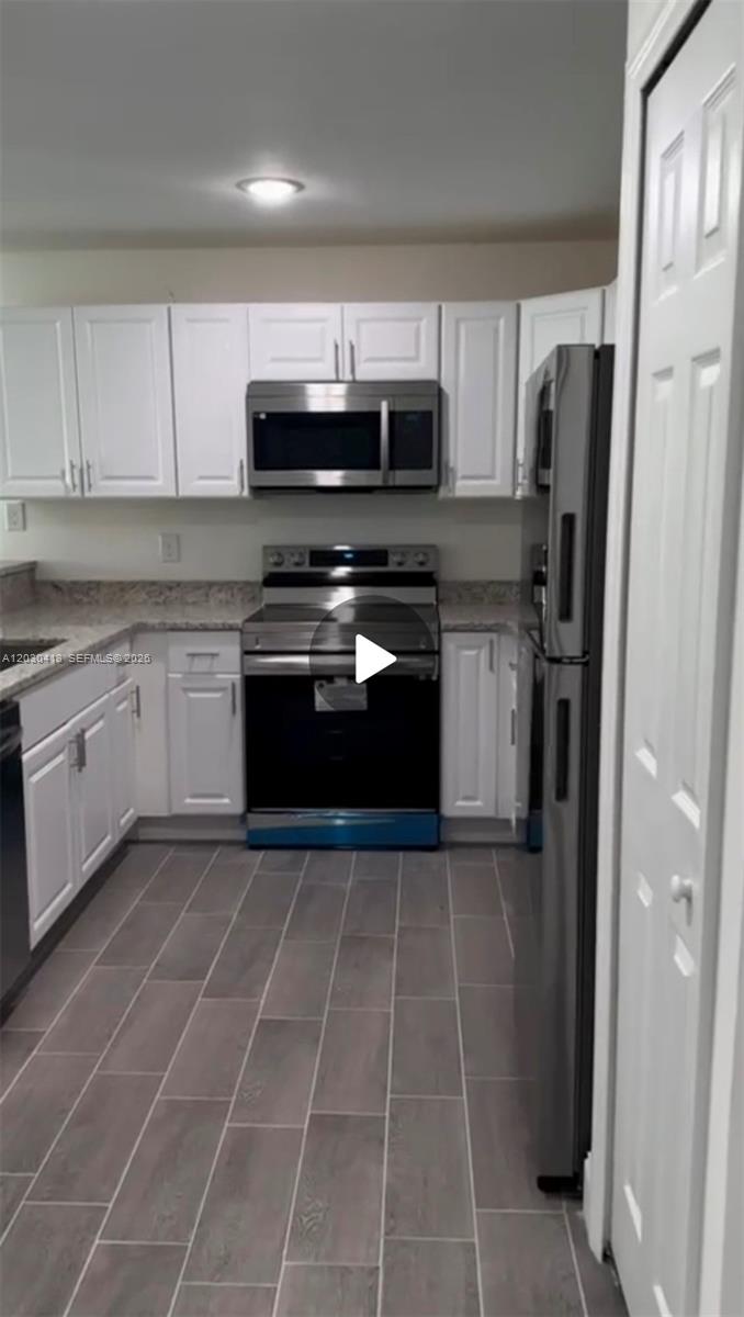 LEHIGH ESTATES - Residential Income