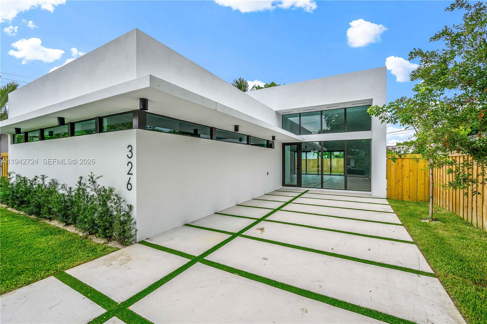 BAY VISTA PARK - Residential