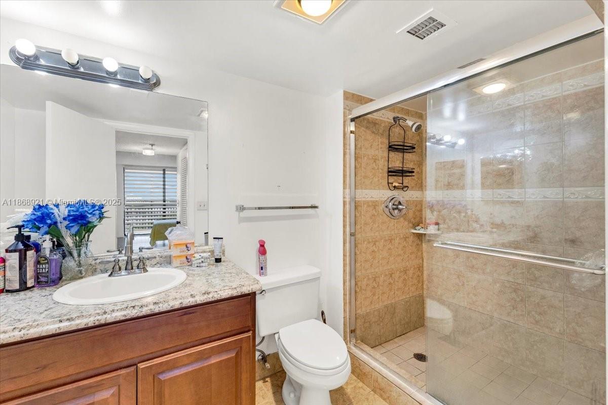 CHANTILLY CONDO - Residential