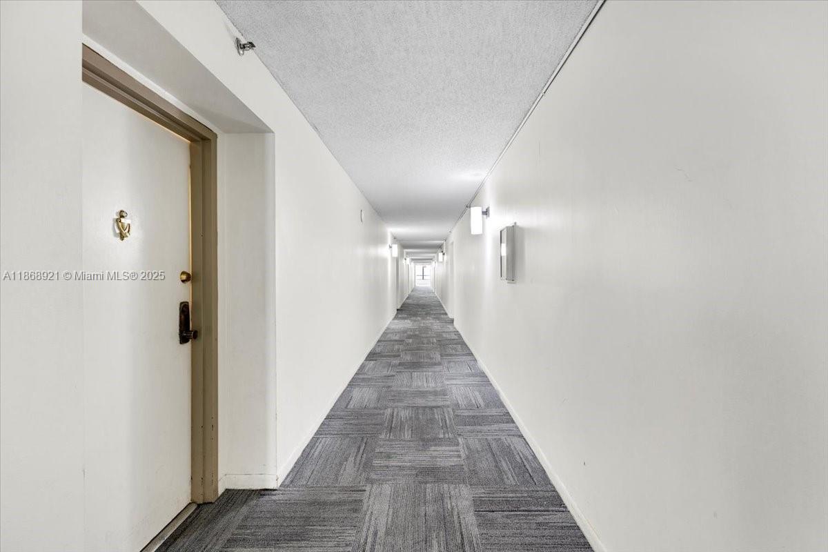 CHANTILLY CONDO - Residential