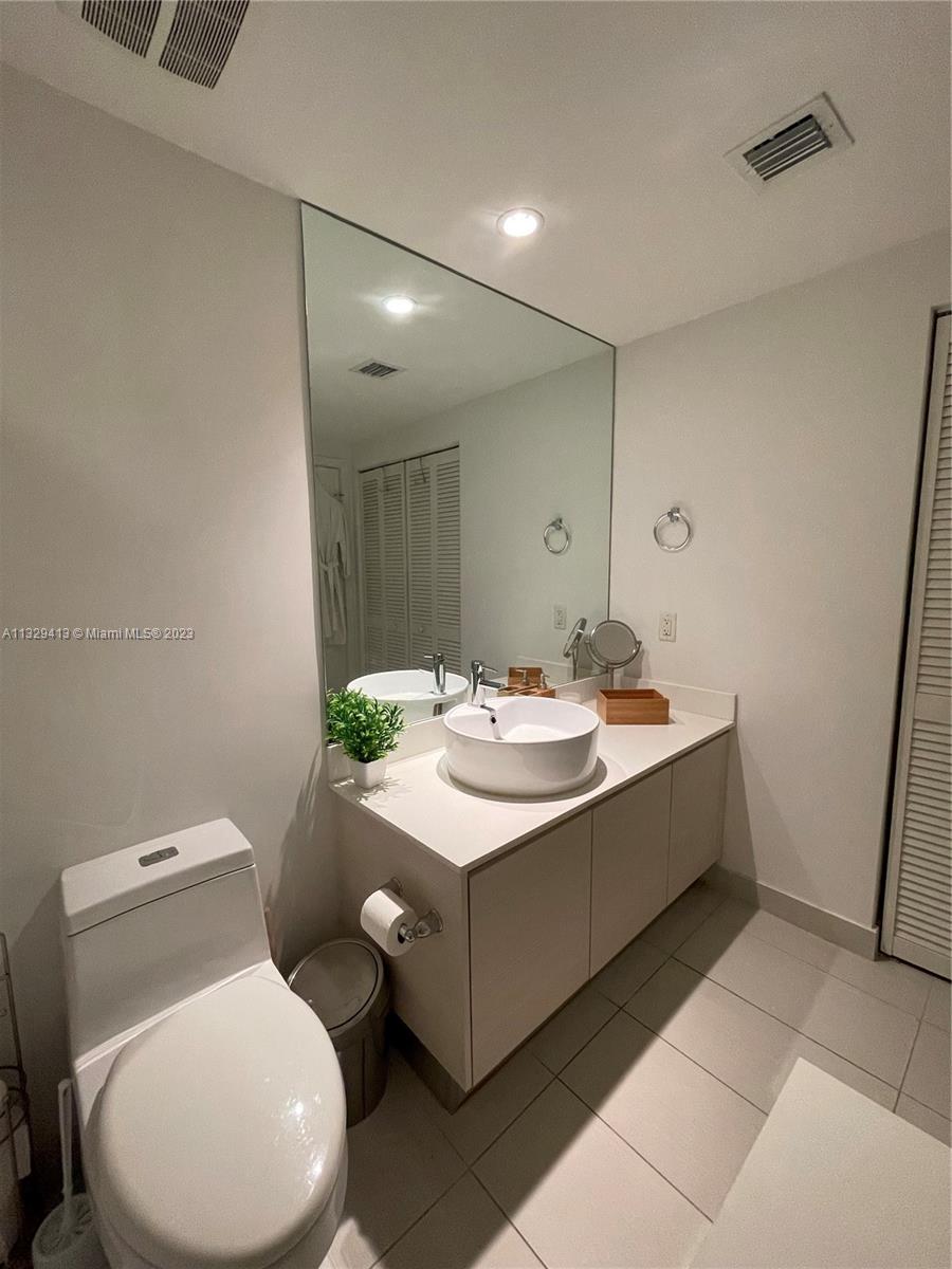 4250 BISCAYNE BOULEVARD C - Residential Lease