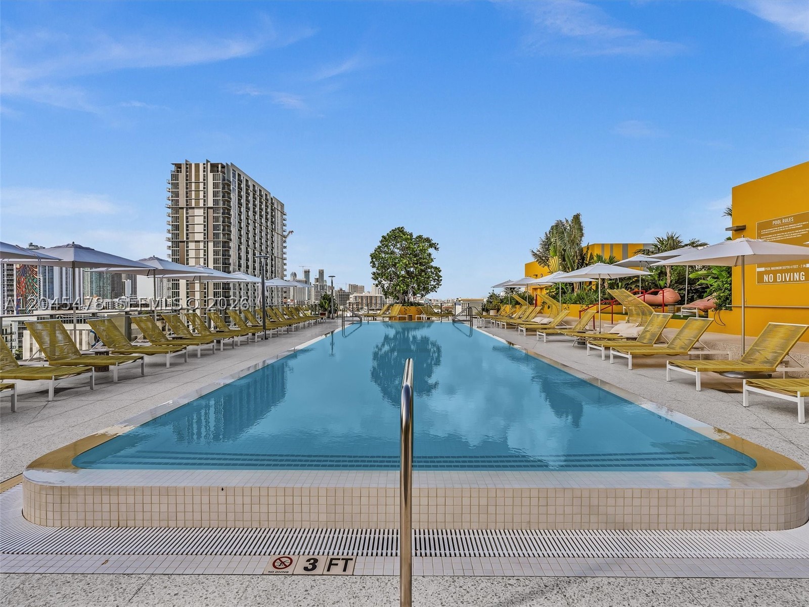 The Standard Midtown - Residential