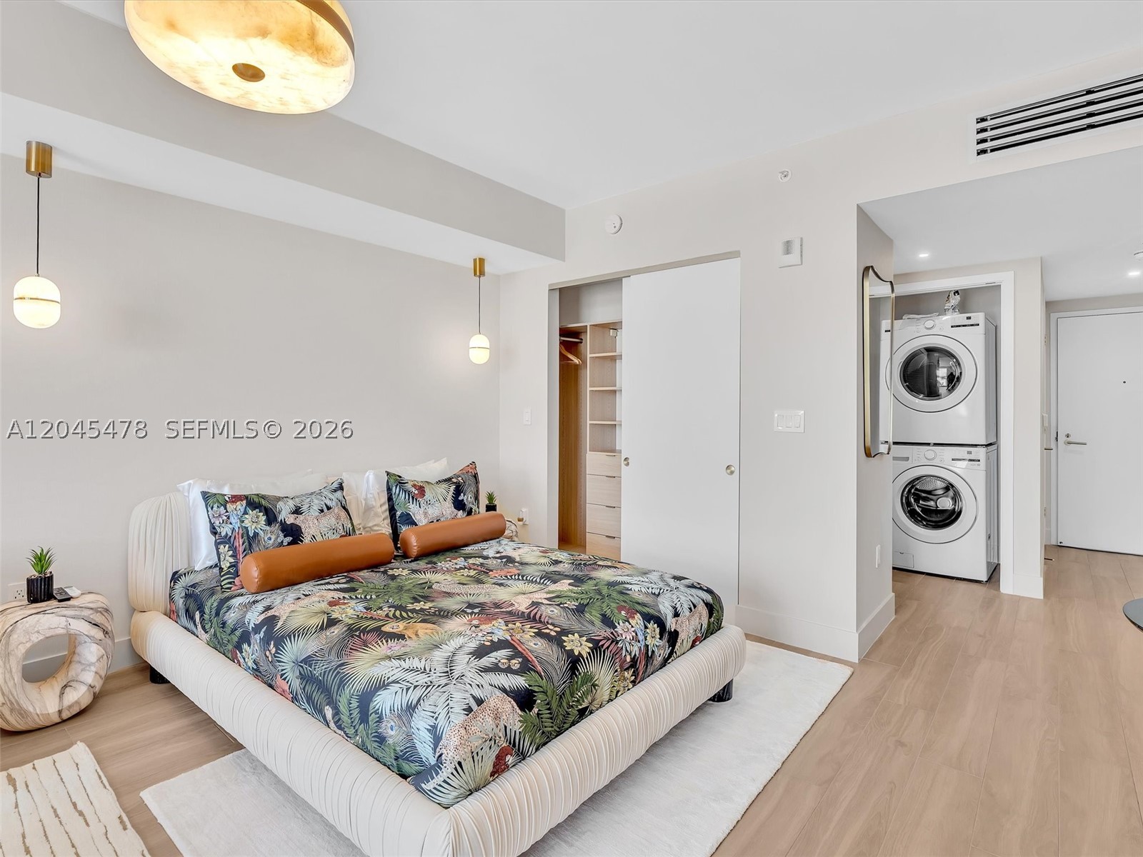 The Standard Midtown - Residential