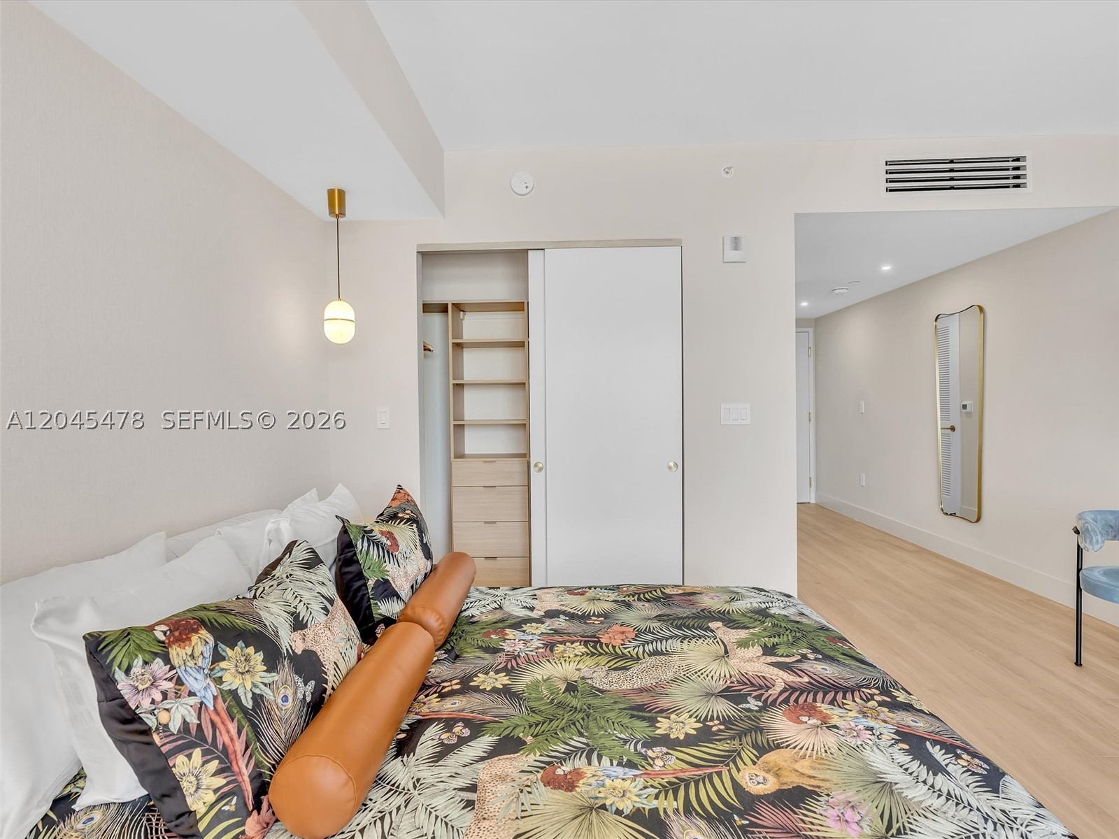 The Standard Midtown - Residential