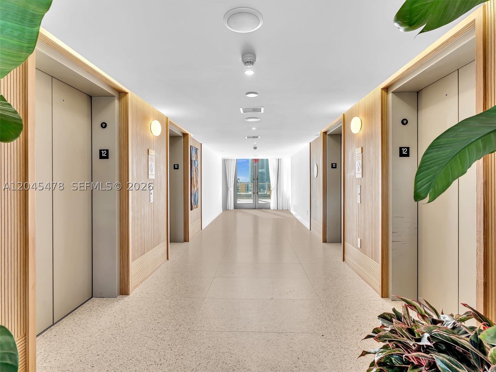 The Standard Midtown - Residential