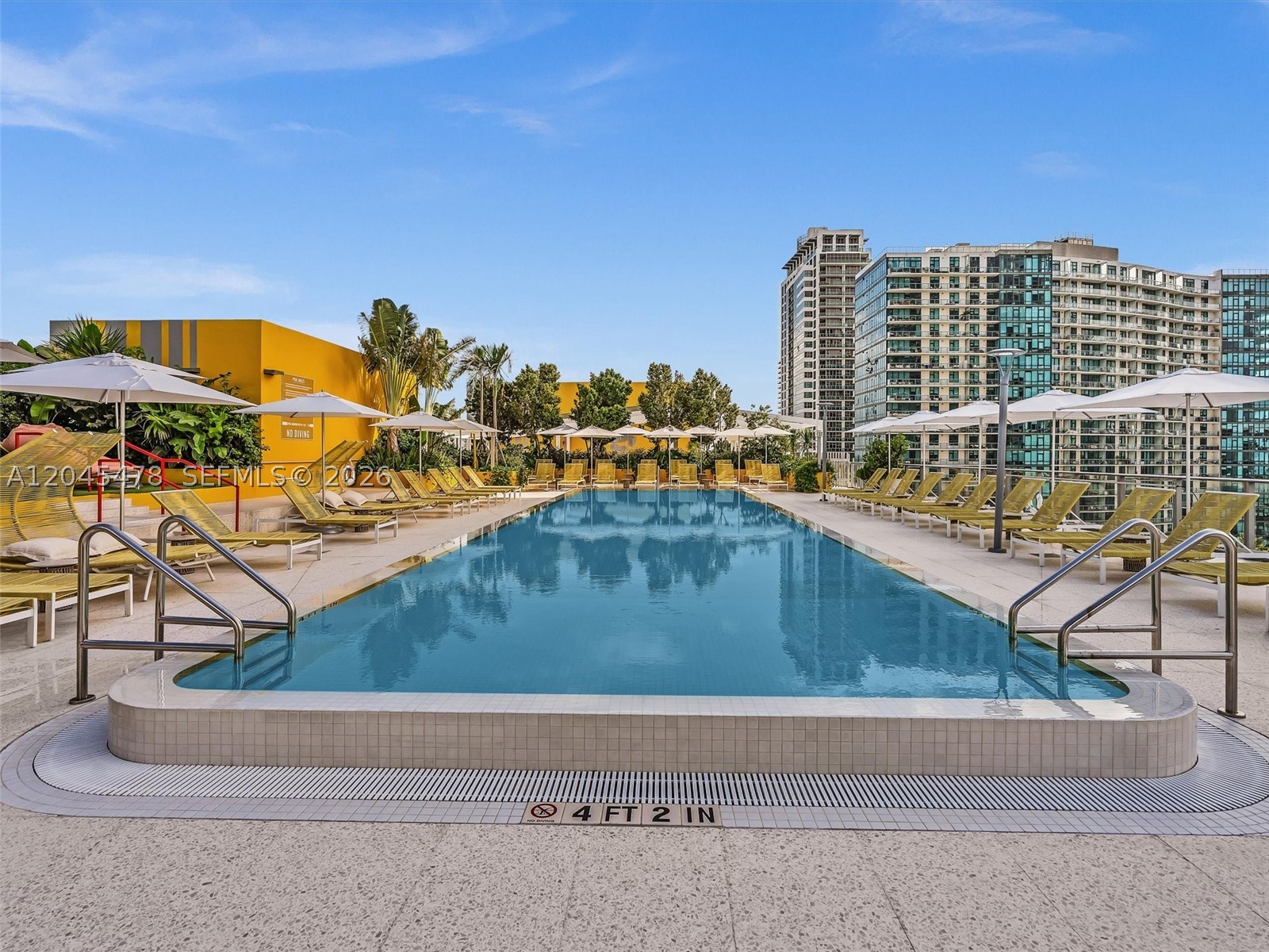 The Standard Midtown - Residential
