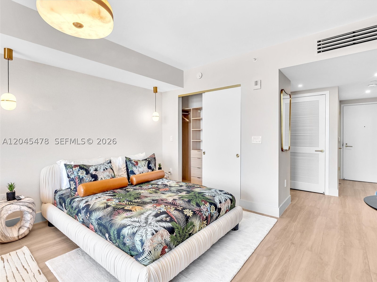 The Standard Midtown - Residential