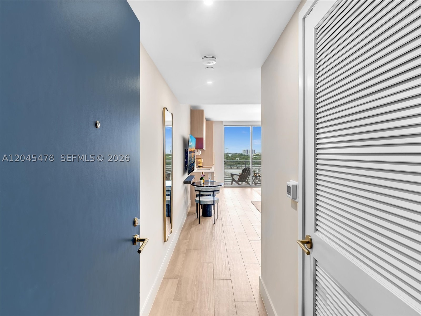 The Standard Midtown - Residential