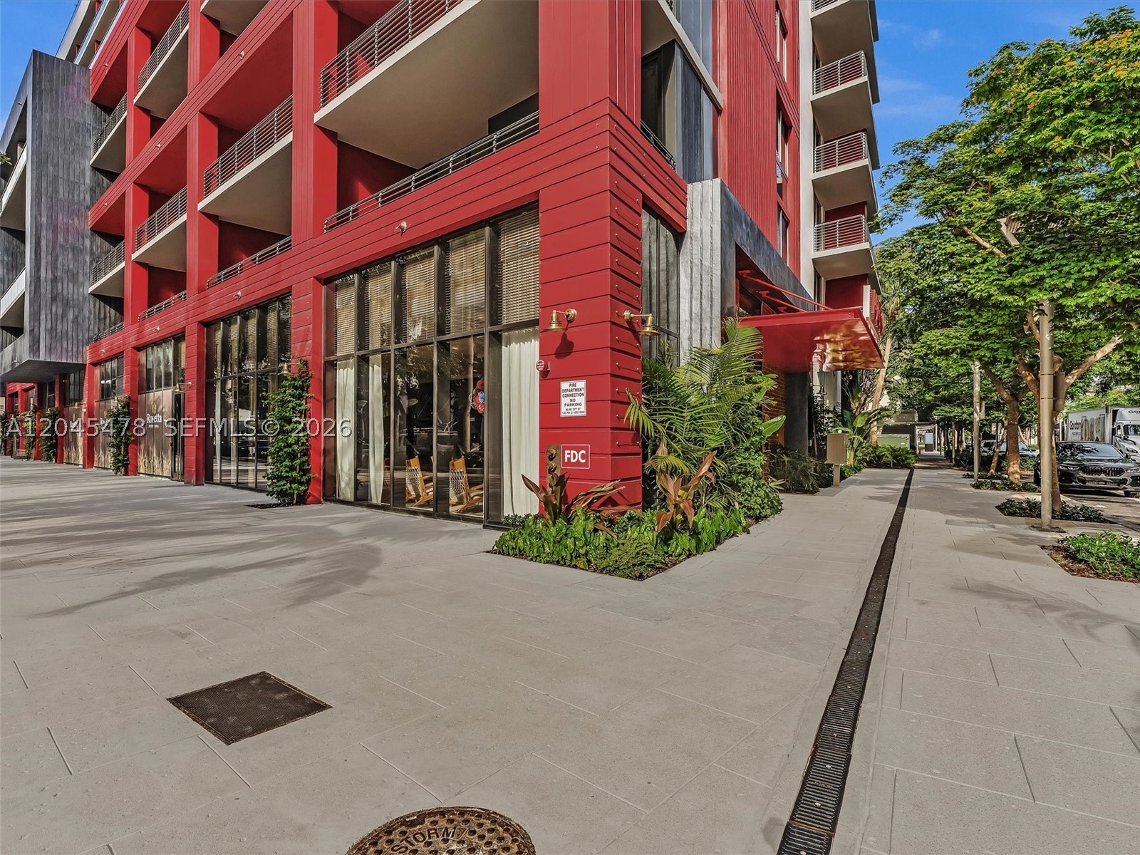 The Standard Midtown - Residential