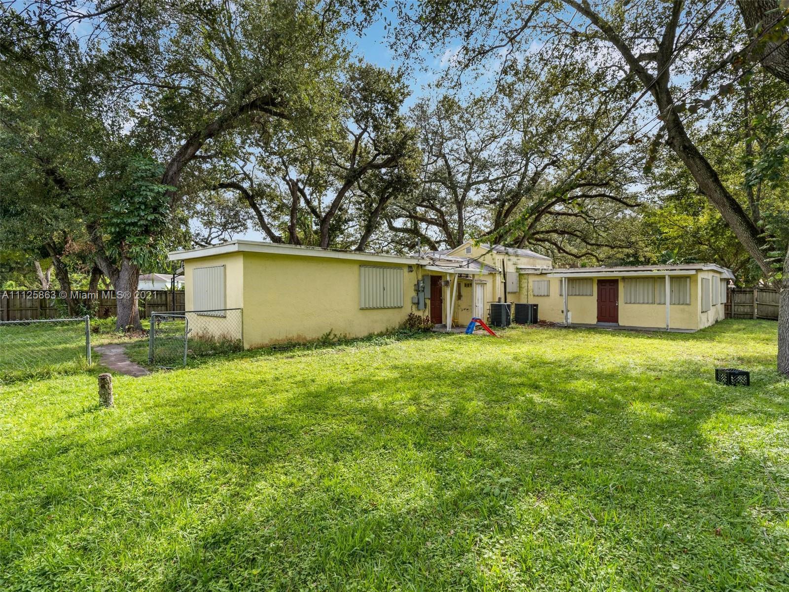 IRONS MANOR 2ND ADDN - Residential