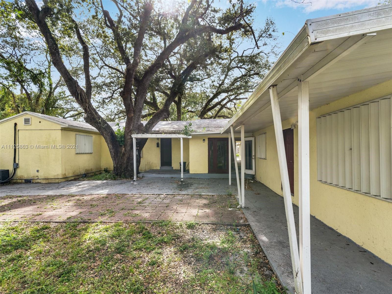 IRONS MANOR 2ND ADDN - Residential