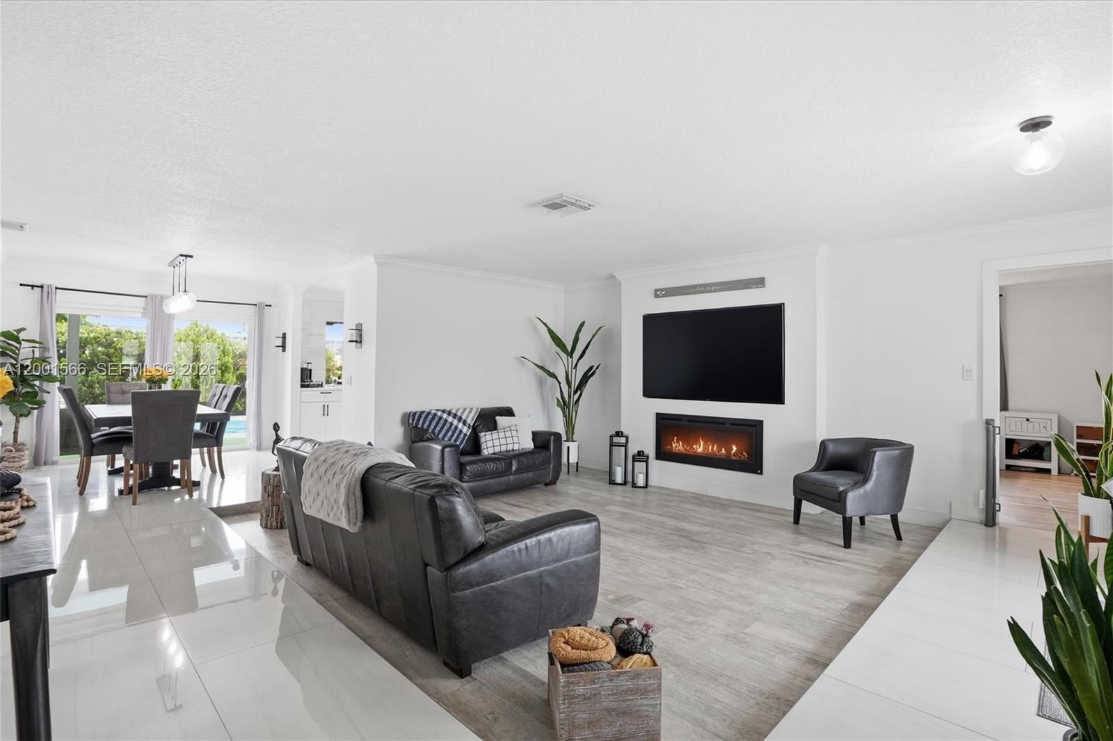 SUNRISE GOLF VILLAGE SEC - Residential