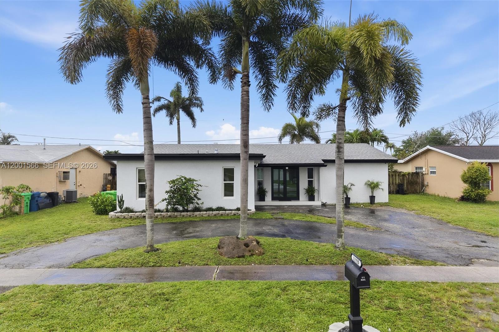 SUNRISE GOLF VILLAGE SEC - Residential