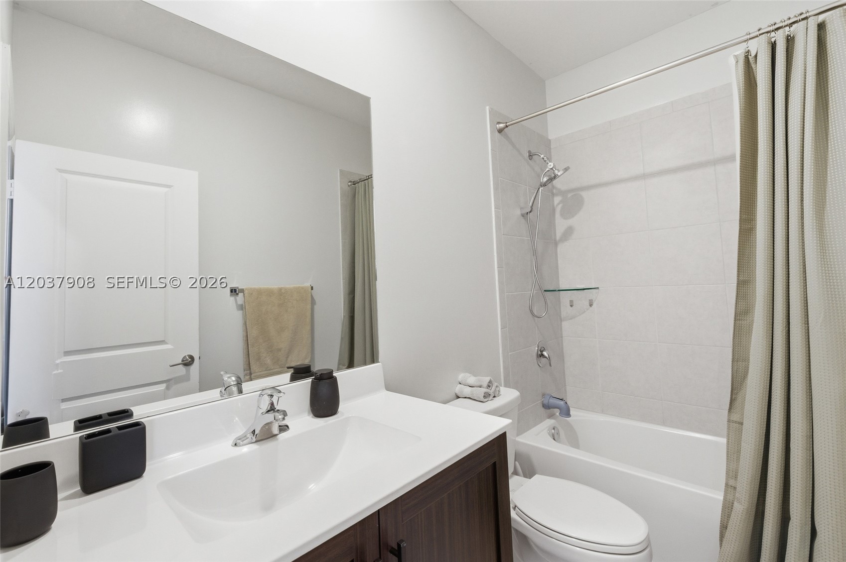 SILVER PALM RESIDENTIAL H - Residential